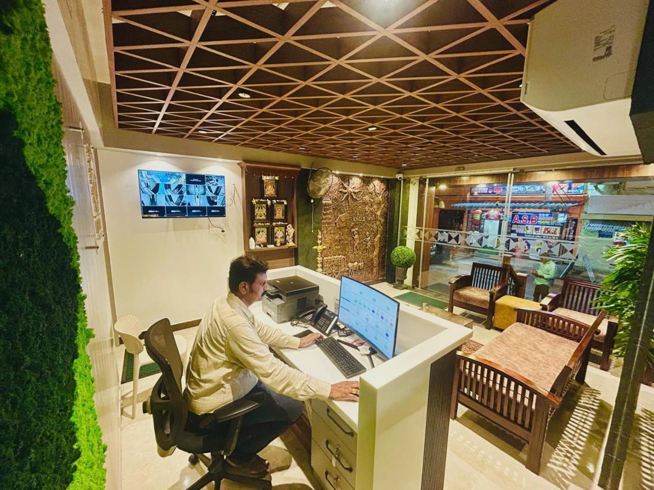 Eagle Inn Stay Kanchipuram Exterior photo